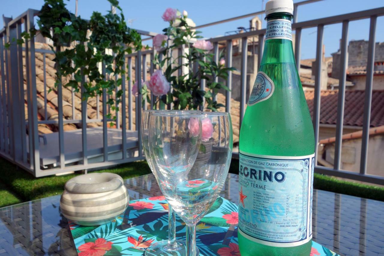 Arles Holiday - La Terrasse מראה חיצוני תמונה